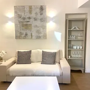 https://property-with-style-rue-meynadier-350m-palais-beach.fr-provencehotel.com